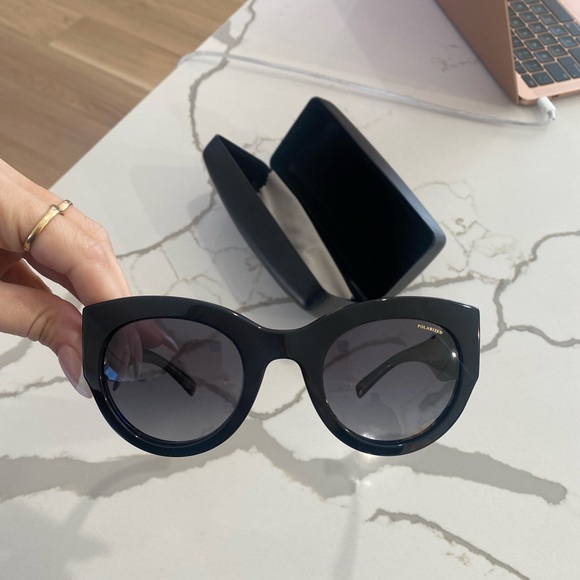 VERSACE VE4353 Black Sunglasses - Picture 4 of 6